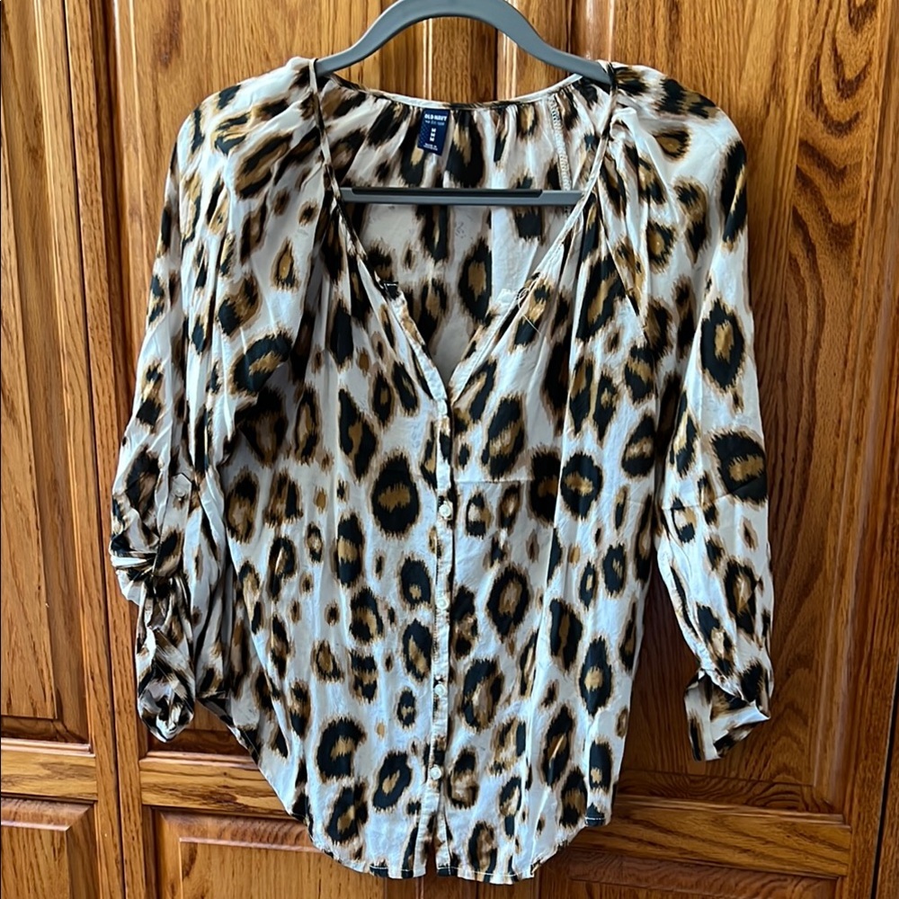 Old Navy Brown and Black Buttoned 3/4 Sleeve Blouse